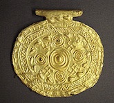 220px-Etruscan_pendant_with_swastika_symbols_Bolsena_Italy_700_BCE_to_650_BCE